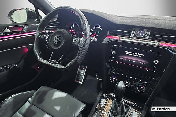 Volkswagen Passat 16 of 22
