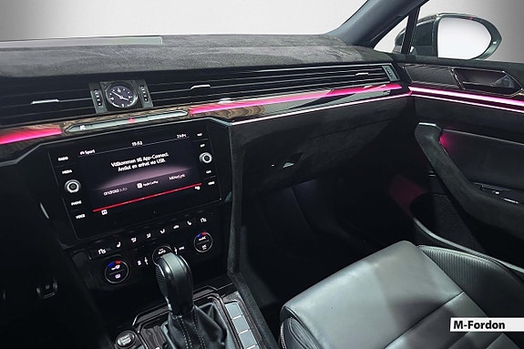 Volkswagen Passat 15 of 22