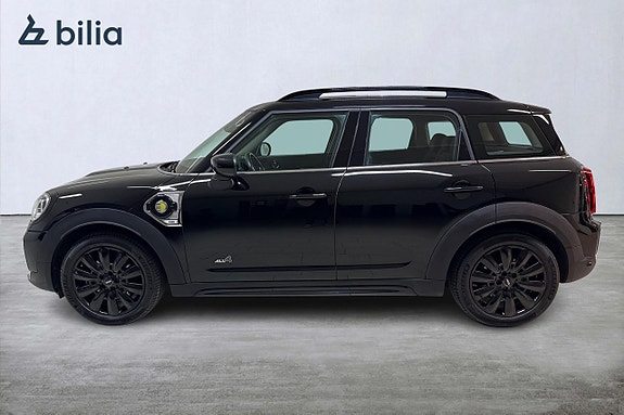 MINI Countryman SE 3 of 5