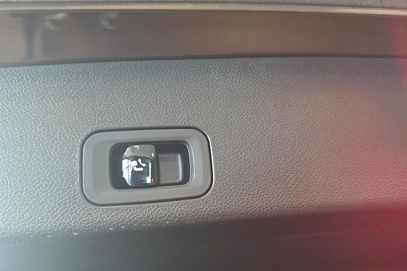 Mercedes-Benz GLC300 de 17 of 22