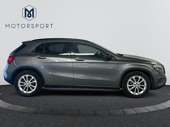 Mercedes-Benz GLA200 d 7 of 21