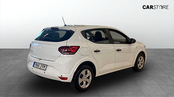 Dacia Sandero 2 of 5