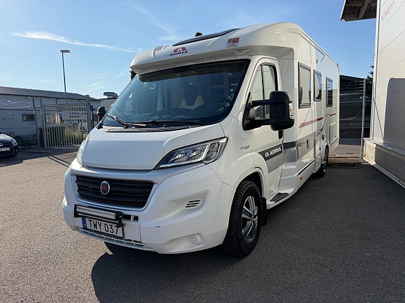 Adria Coral Supreme S 670 SLT (150HK Automat) Låga långbäddar! ALDE! 5 bältade platser! Hydraul. stödben! Vinteranpassad 15 of 15