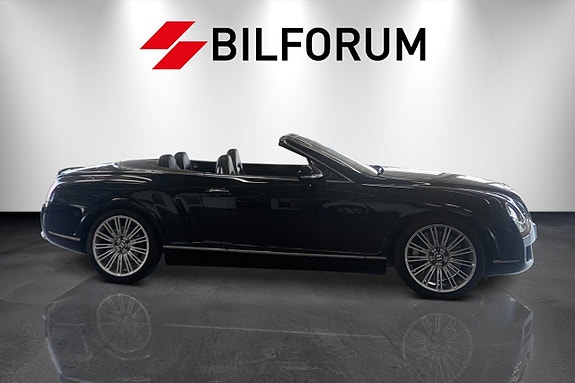 Bentley Continental GTC 17 of 21