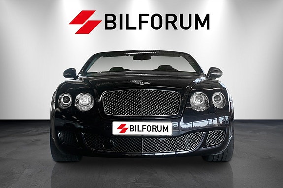 Bentley Continental GTC 16 of 21