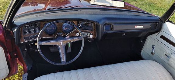 Pontiac Catalina 11 of 20
