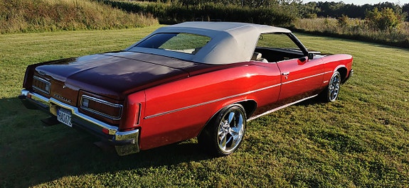 Pontiac Catalina 19 of 20