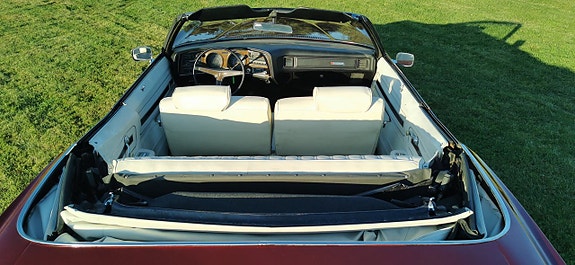 Pontiac Catalina 7 of 20