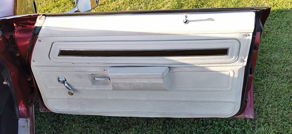 Pontiac Catalina 13 of 20
