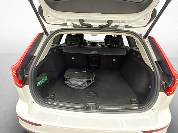Volvo V60 10 of 30