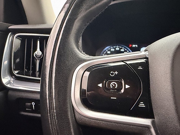 Volvo V60 17 of 30
