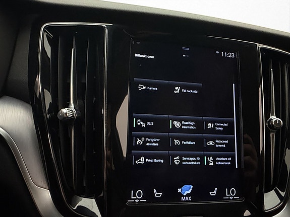 Volvo V60 23 of 30