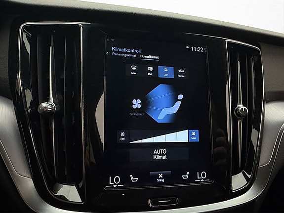 Volvo V60 25 of 30