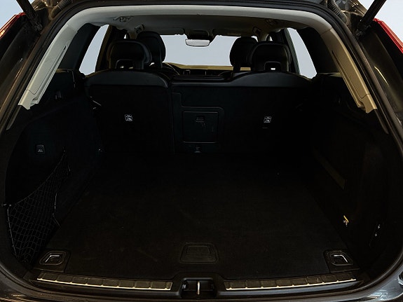 Volvo XC60 12 of 22