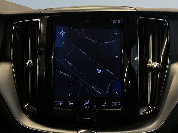 Volvo XC60 15 of 22
