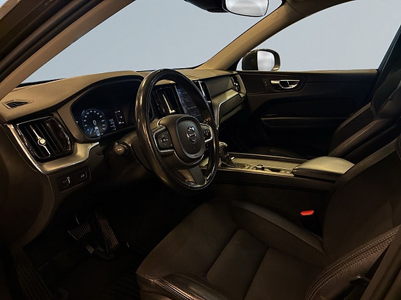 Volvo XC60 7 of 22