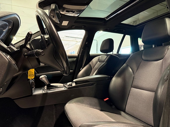 Mercedes-Benz C220 13 of 19