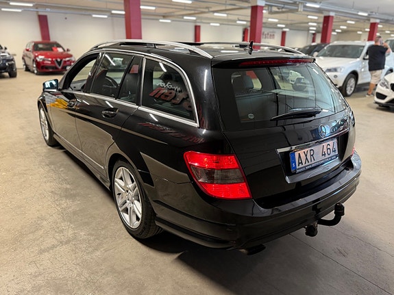 Mercedes-Benz C220 7 of 19