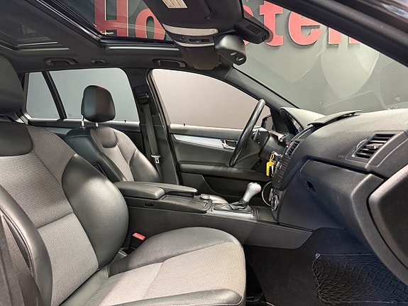 Mercedes-Benz C220 12 of 19