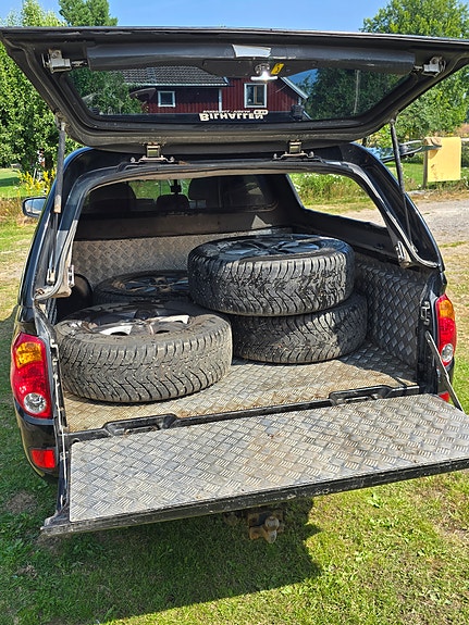 Mitsubishi L200 3 of 7