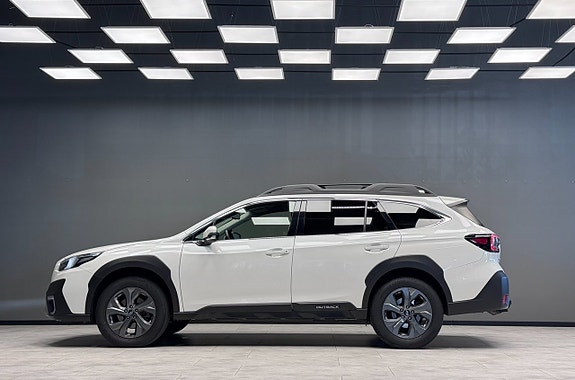 Subaru Outback 4 of 5