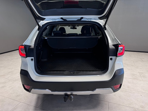 Subaru Outback 14 of 19