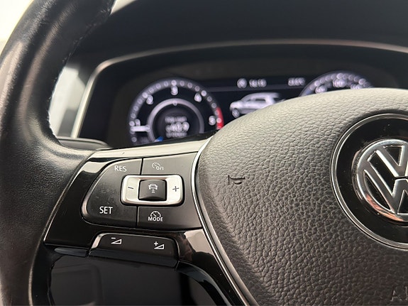 Volkswagen Tiguan Allspace 20 of 30