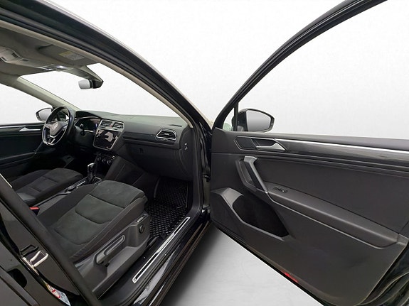 Volkswagen Tiguan Allspace 16 of 30