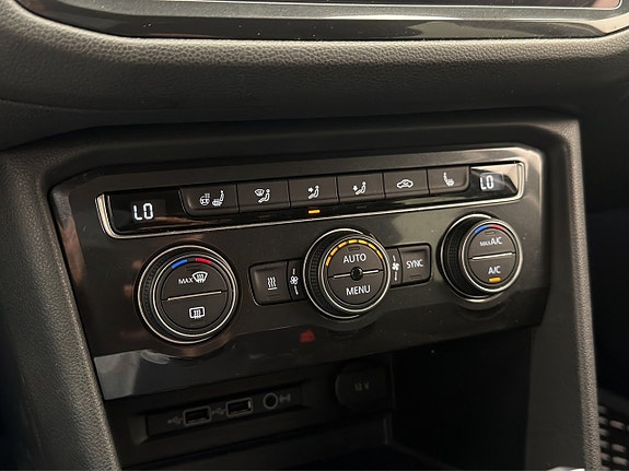 Volkswagen Tiguan Allspace 24 of 30