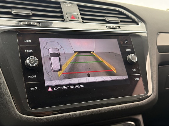 Volkswagen Tiguan Allspace 22 of 30