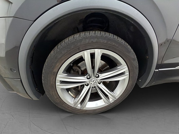 Volkswagen Tiguan Allspace 29 of 30