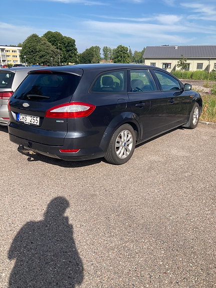 Ford Mondeo 2 of 5