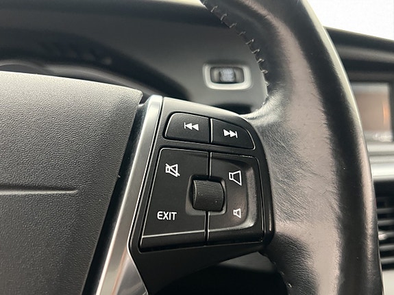 Volvo V40 19 of 30