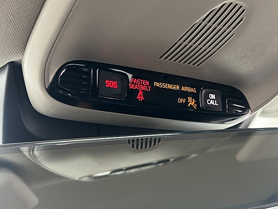Volvo V40 26 of 30
