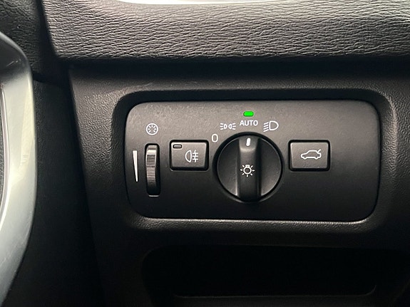 Volvo V40 16 of 30