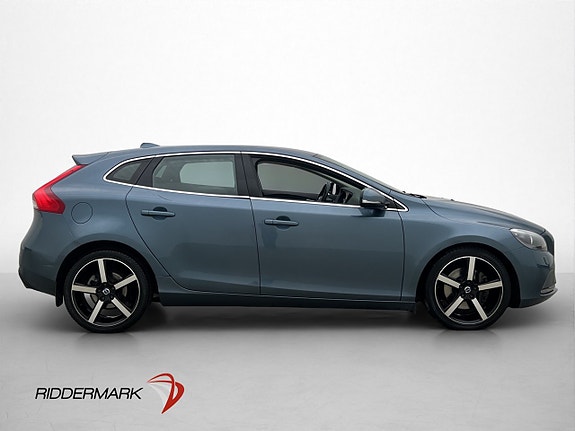 Volvo V40 9 of 30
