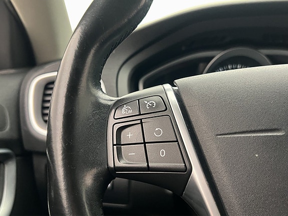 Volvo V40 17 of 30