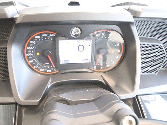 BRP Can-Am Spyder 1330 kubik (114 HK) B-kort 7 of 10
