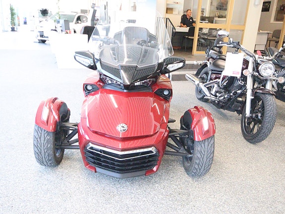 BRP Can-Am Spyder 1330 kubik (114 HK) B-kort 5 of 10