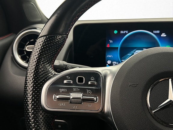 Mercedes-Benz GLB200 d 19 of 30