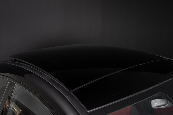 Mercedes-Benz CLA250 4 of 5