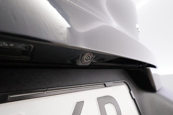 Volvo XC40 14 of 19