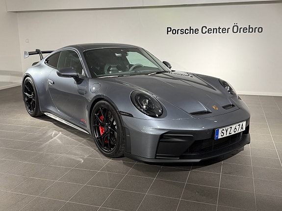 Porsche 911 GT3 3 of 5
