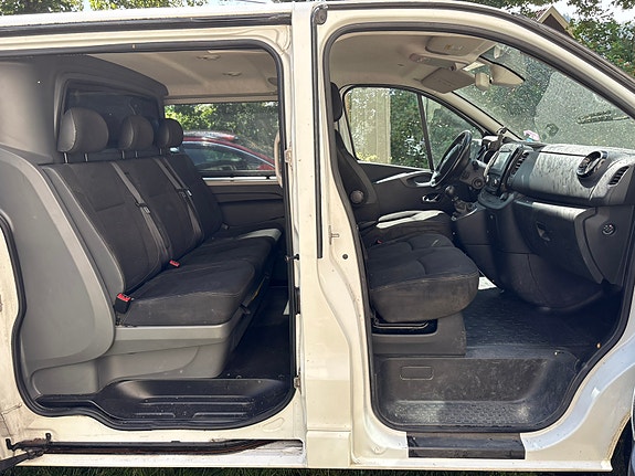 Opel Vivaro 6 of 6