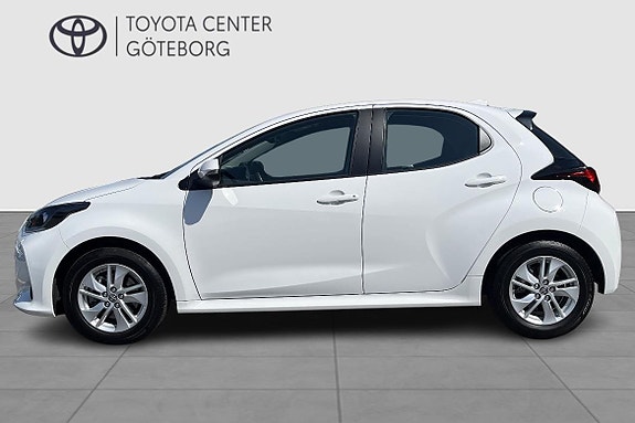 Toyota Yaris 5 of 13