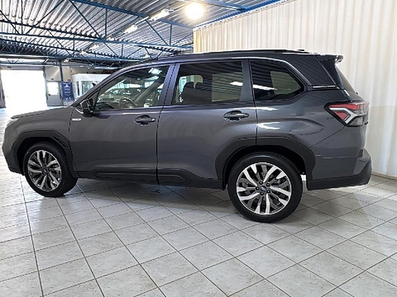 Subaru Forester 26 of 27