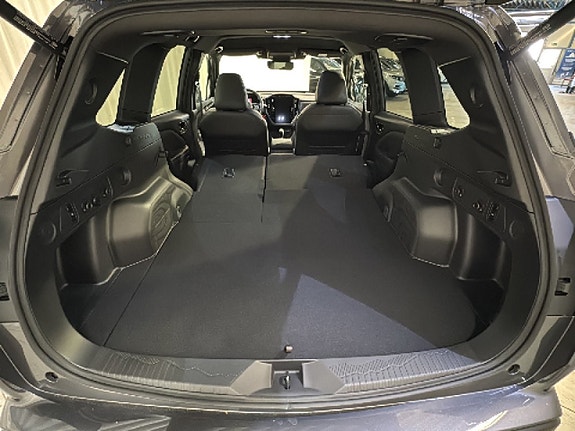 Subaru Forester 9 of 27