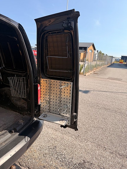 Volkswagen Caddy 15 of 26