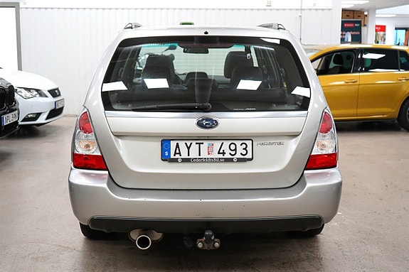 Subaru Forester 4 of 5