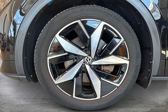 Volkswagen ID.5 GTX 19 of 20